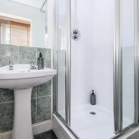 Apartment Centre Retreat For Familiesfriends - Pass The Keys *